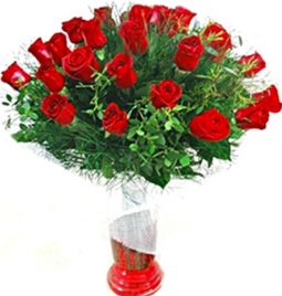 15 ורדים באגרטל